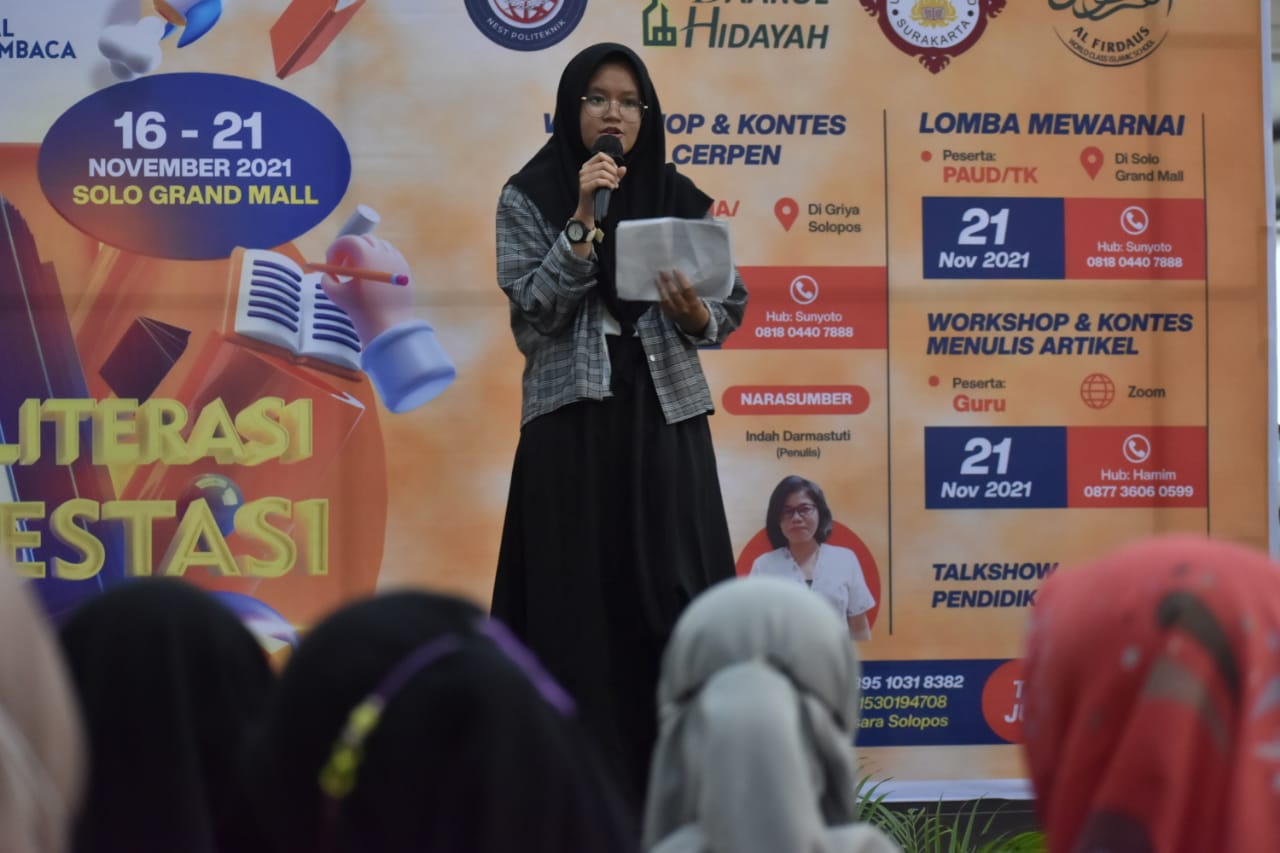 Read more about the article Bekerja Sama Dengan SOLOPOS, 39 Siswa Al Firdaus Tampil Meriah Dalam “Festival  Ayo Membaca”