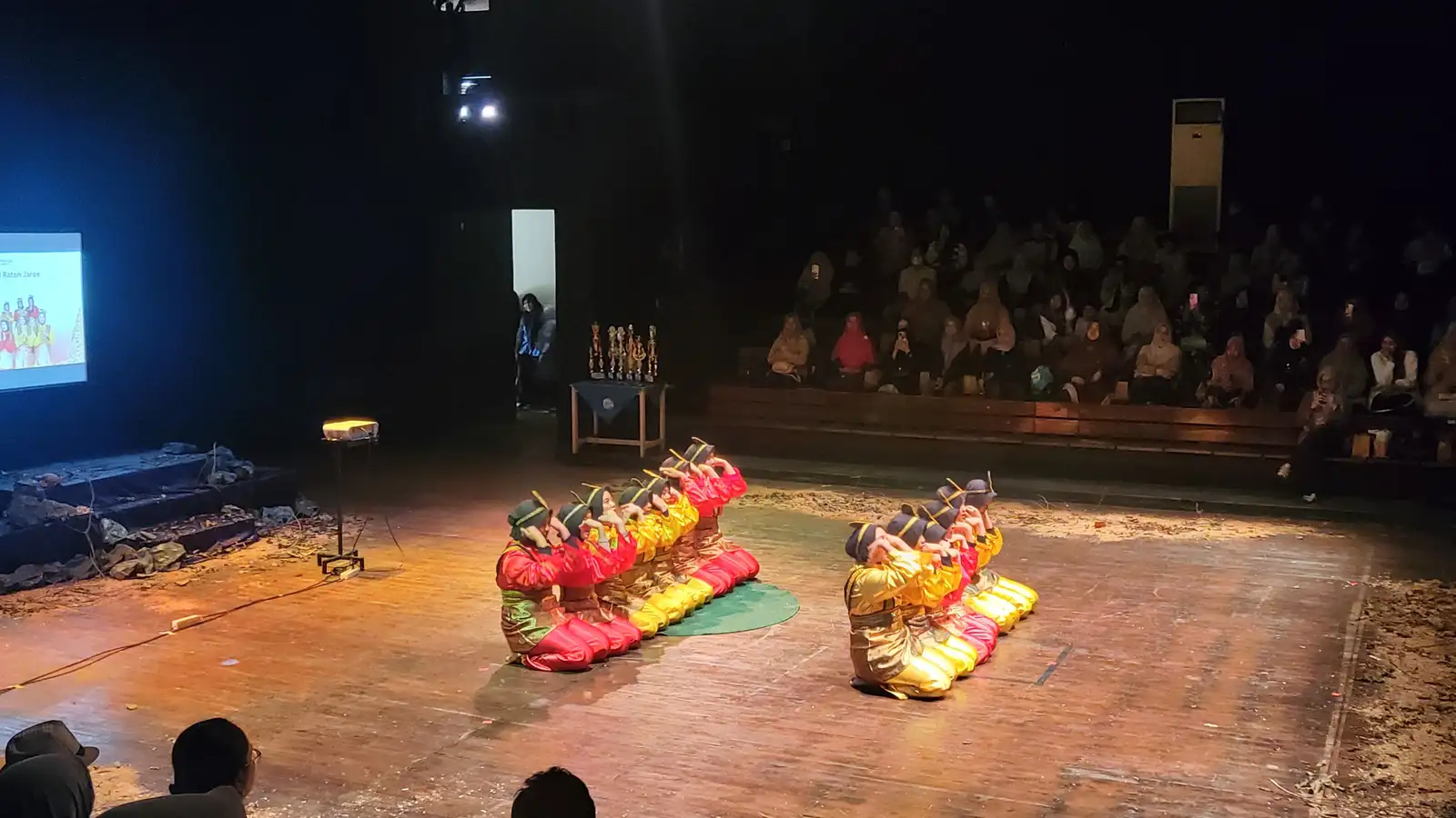 Read more about the article Espos.id: Al Firdaus World Class Islamic School Rayakan Bulan Bahasa dengan Pentas Seni