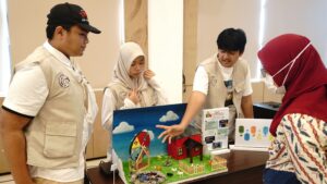 Read more about the article STEAM EXPO 2025 AL Firdaus menjadi Ajang Pemantik Karya Ilmiah Siswa